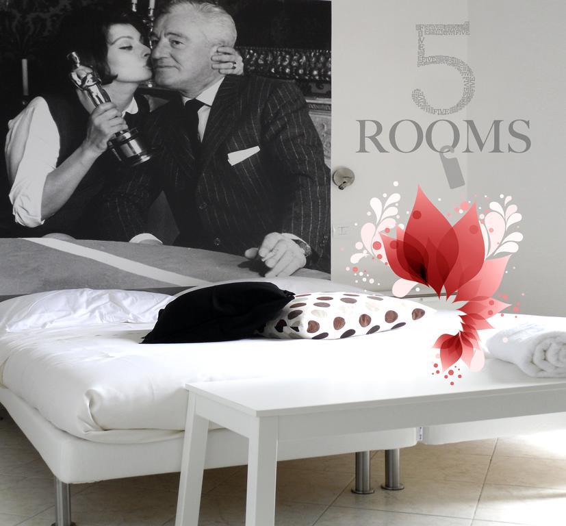 צ'יוויטווקיה 5 Rooms Affittacamere חדר תמונה